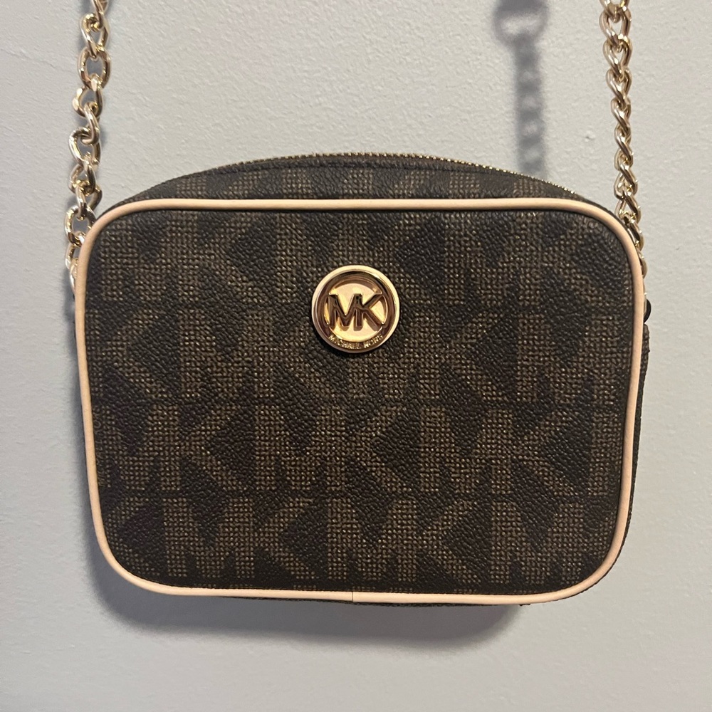 Michael Kors Crossbody